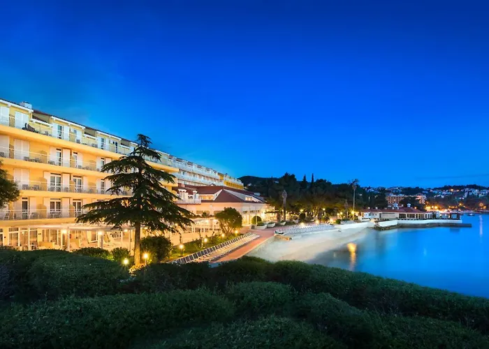 Hotel Remisens Epidaurus 3*